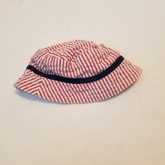 Little Me Romper and hat - Picture 3 of 8